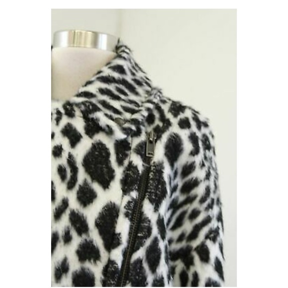 Banana Republic Snow Leopard Cocoon Jacket - Picture 7 of 11